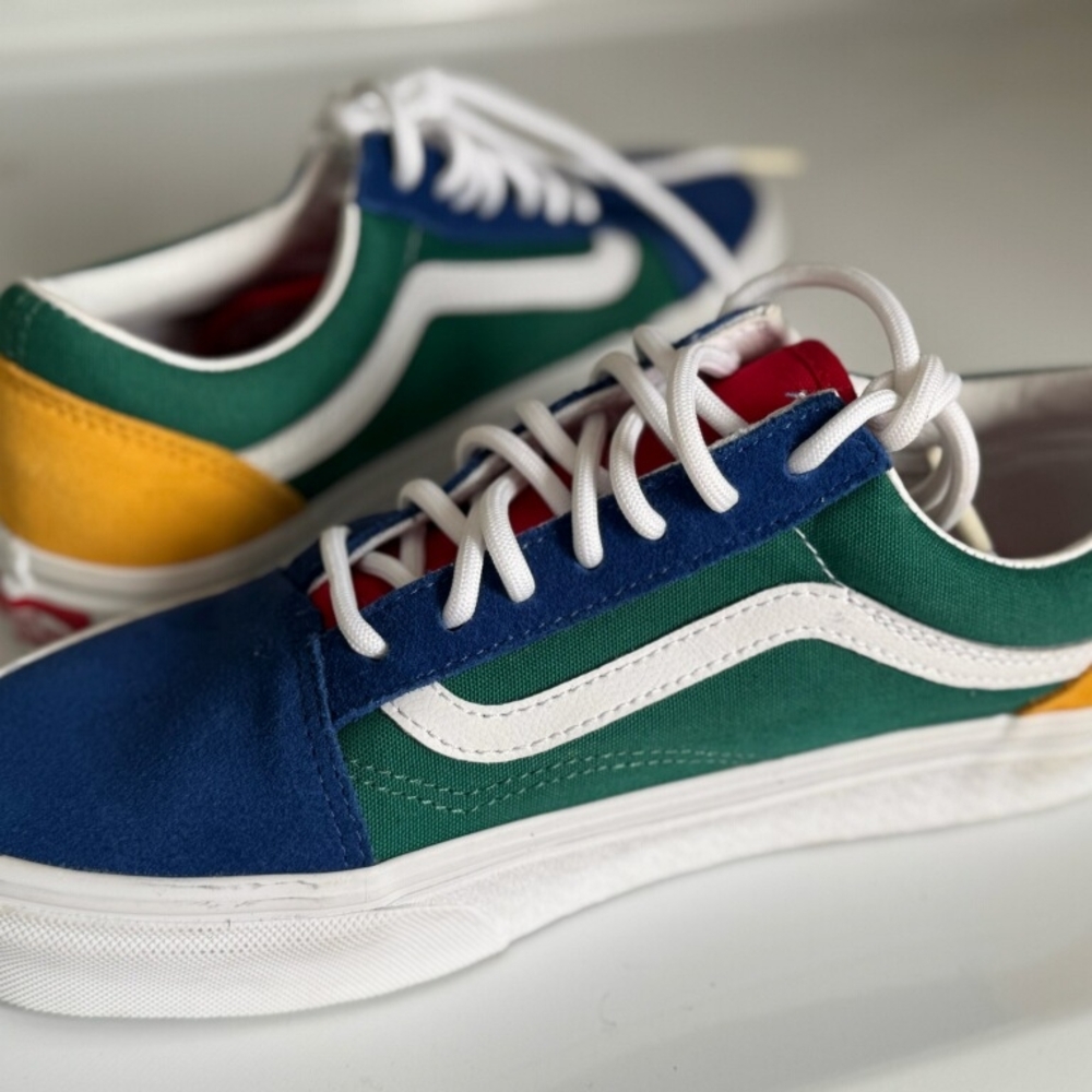 Vans Women's Old Skool "Yacht Club" Colorblock Sneakers...NEVER WORN